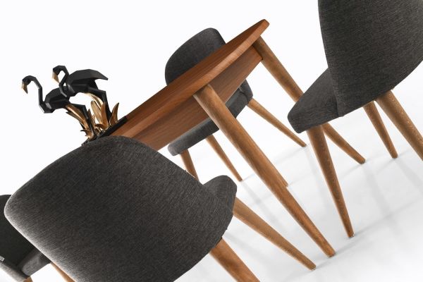 Sorite Oval Ahşao Ayaklı Masa Tuna Ahşap Sandalye Takımı